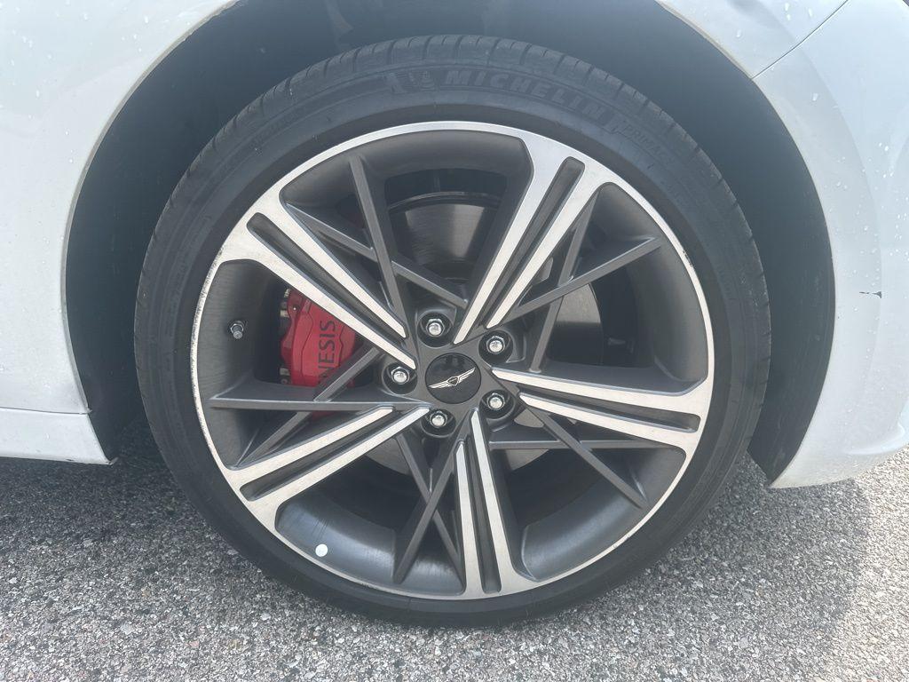 new 2025 Genesis G70 car, priced at $46,466