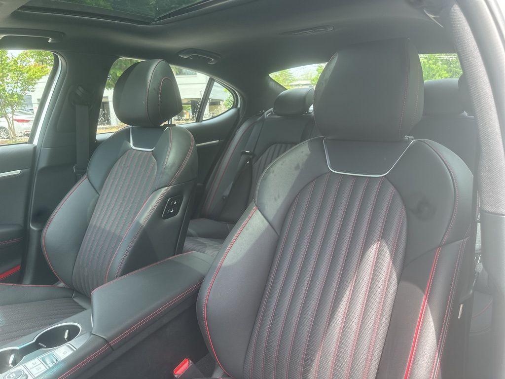 new 2025 Genesis G70 car, priced at $46,466