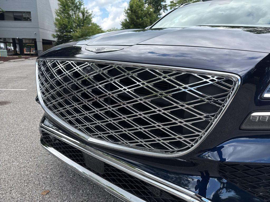 new 2025 Genesis GV80 car, priced at $81,109