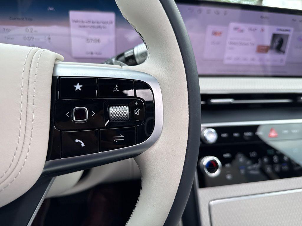 new 2025 Genesis GV80 car, priced at $81,109