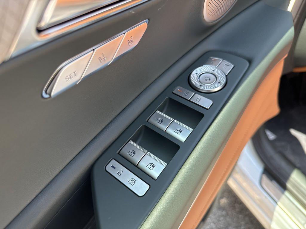 new 2025 Genesis GV80 car, priced at $66,100
