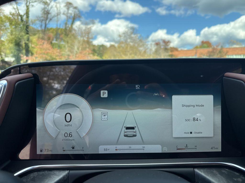 new 2026 Genesis G90 car, priced at $103,950