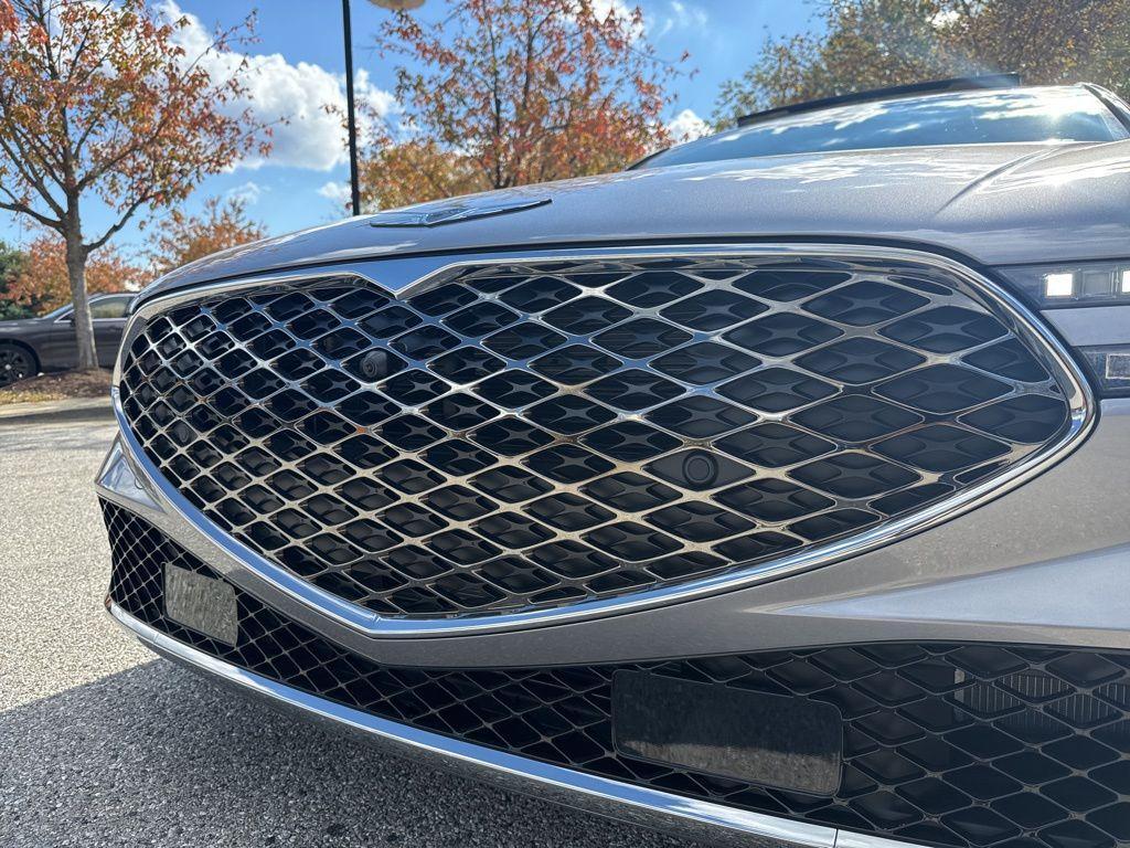 new 2026 Genesis G90 car, priced at $103,950