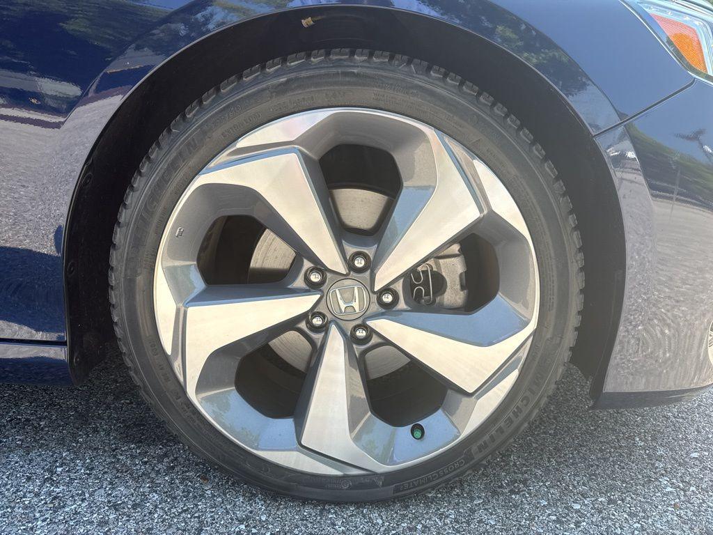 used 2019 Honda Accord car, priced at $23,618