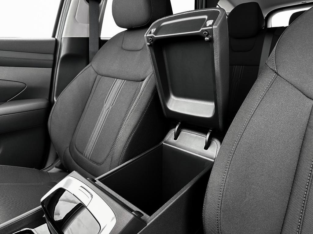 new 2025 Hyundai Tucson car, priced at $32,087