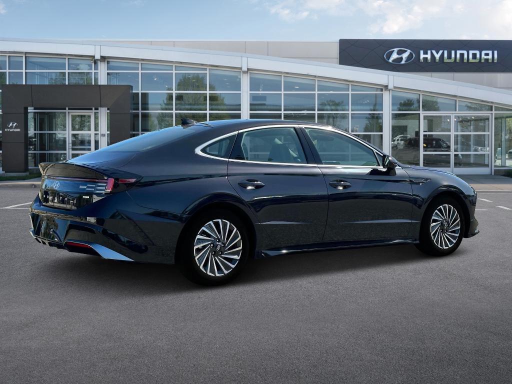 new 2025 Hyundai Sonata Hybrid car, priced at $38,156