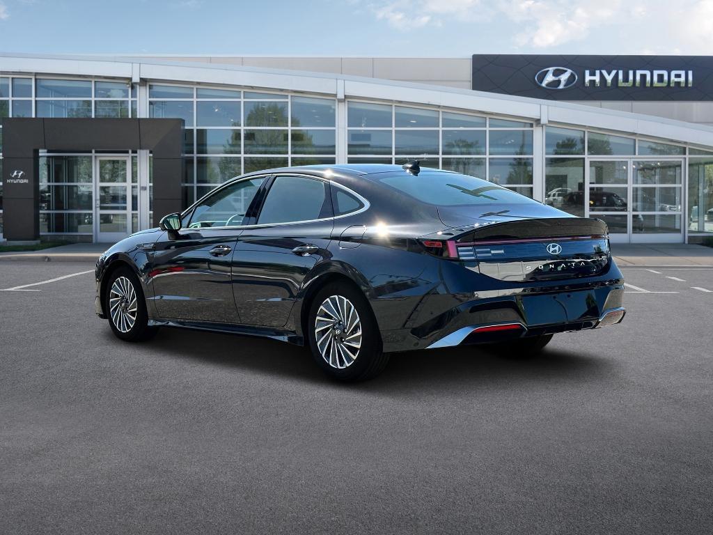 new 2025 Hyundai Sonata Hybrid car, priced at $38,156