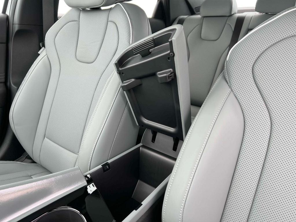 new 2025 Hyundai ELANTRA HEV car, priced at $30,440