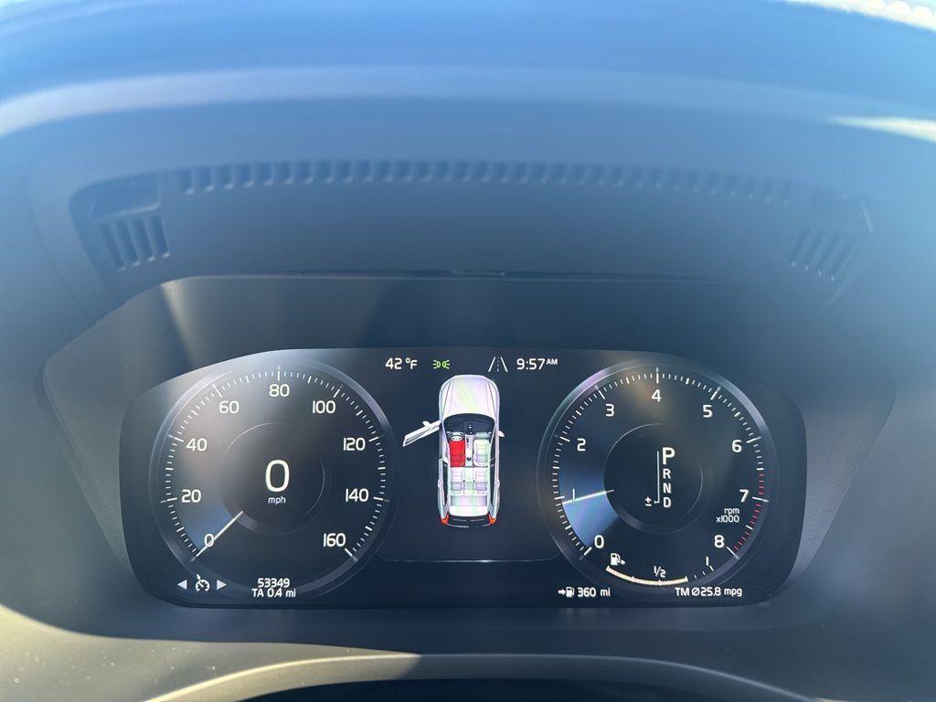 used 2020 Volvo XC60 car, priced at $25,352