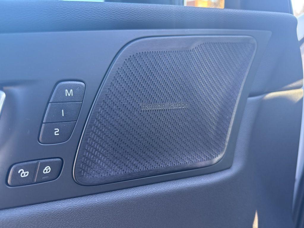 used 2020 Volvo XC60 car, priced at $25,352