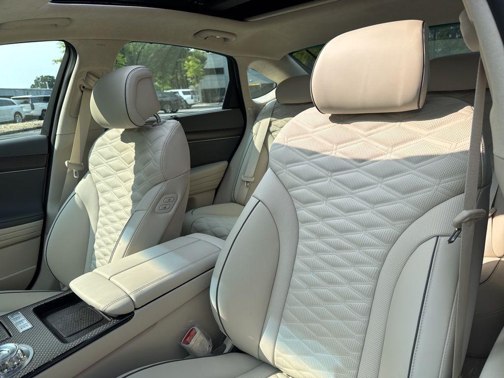 new 2025 Genesis G80 car, priced at $79,730