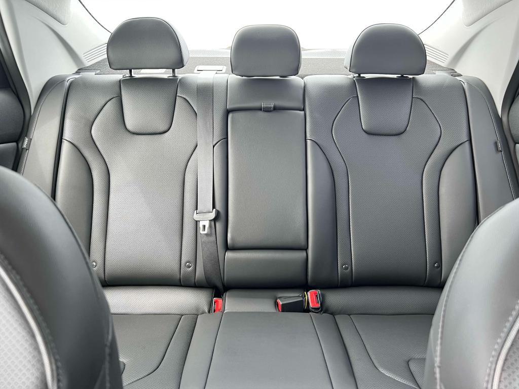 new 2025 Hyundai Elantra car, priced at $26,867