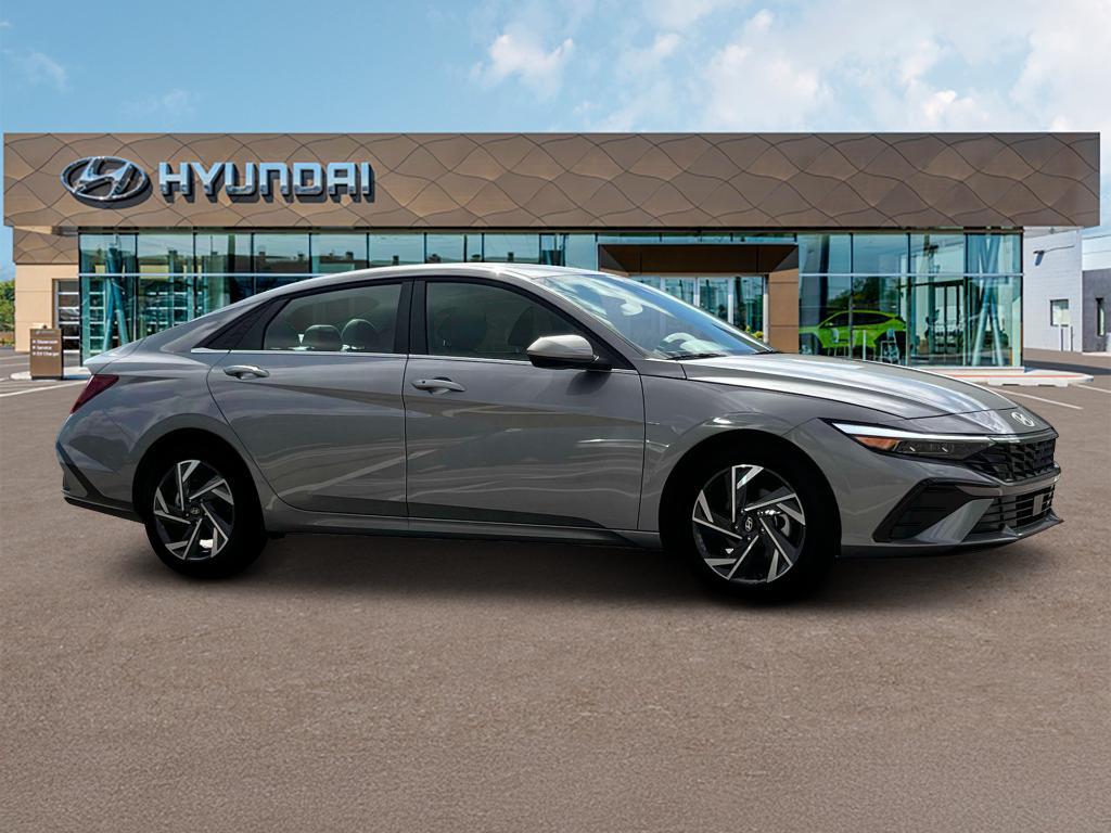 new 2025 Hyundai Elantra car, priced at $25,938