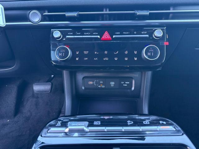 new 2026 Hyundai TUCSON Hybrid car