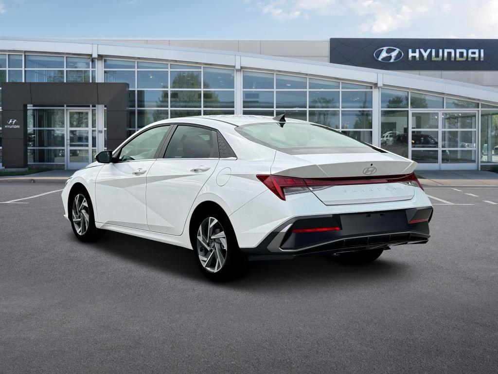new 2025 Hyundai Elantra car, priced at $26,428