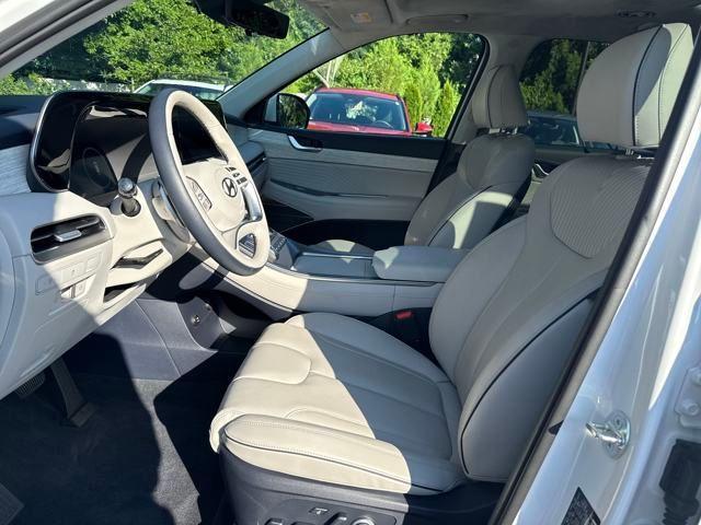 used 2024 Hyundai Palisade car, priced at $39,705