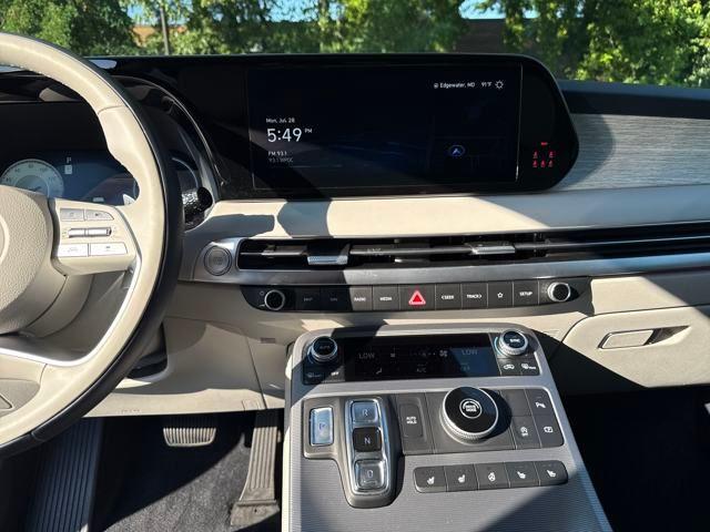 used 2024 Hyundai Palisade car, priced at $39,705