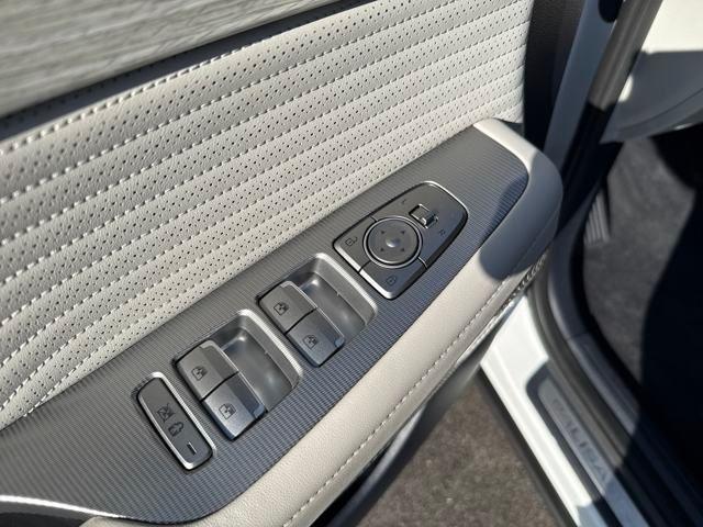 used 2024 Hyundai Palisade car, priced at $39,705