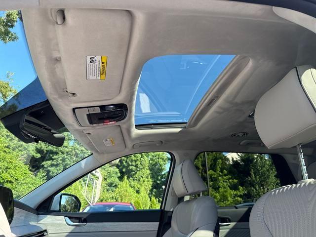 used 2024 Hyundai Palisade car, priced at $39,705