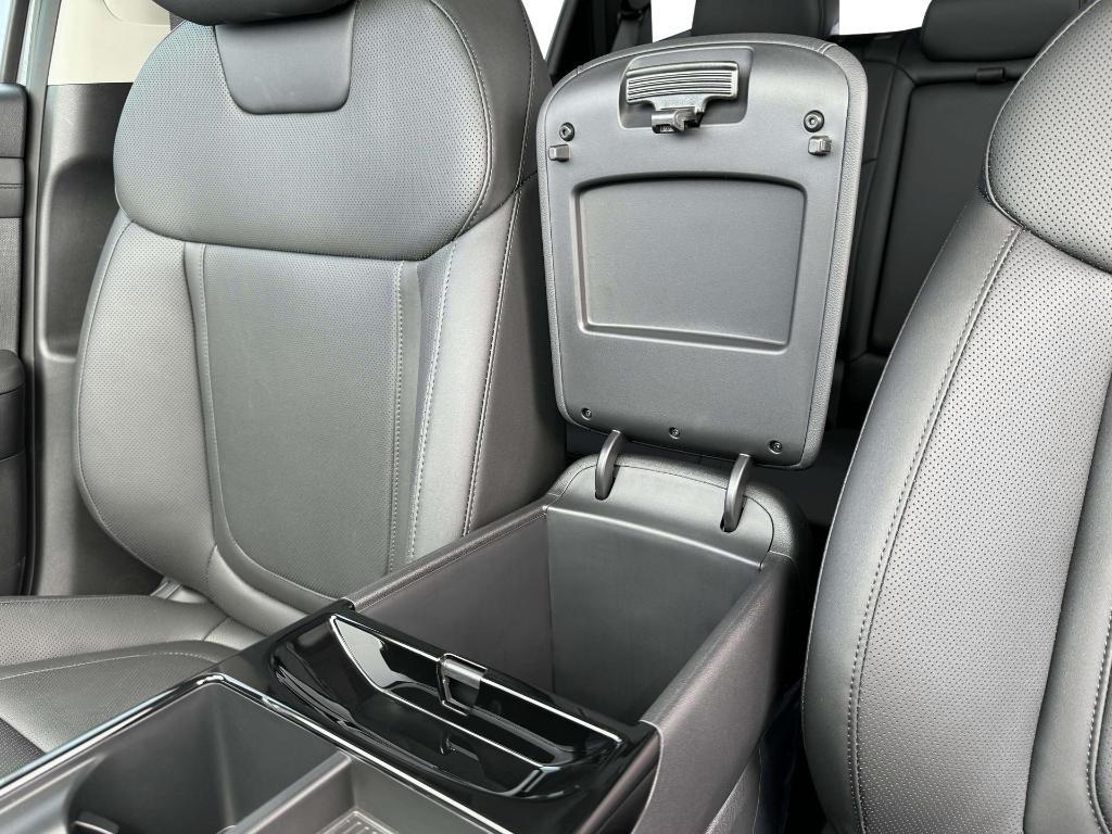 new 2025 Hyundai TUCSON Hybrid car, priced at $36,309