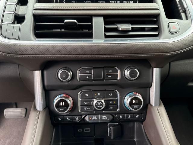used 2022 GMC Yukon XL car, priced at $38,010