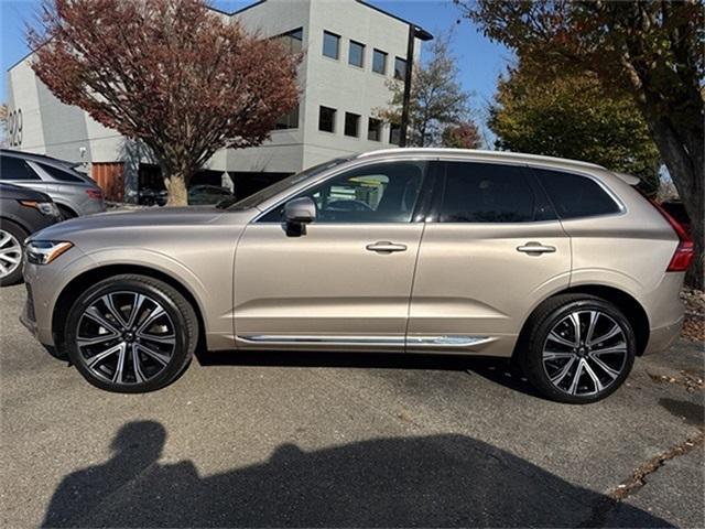 used 2023 Volvo XC60 car, priced at $42,999