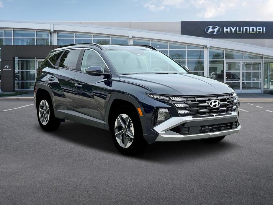 new 2025 Hyundai Tucson Hybrid car, priced at $37,662