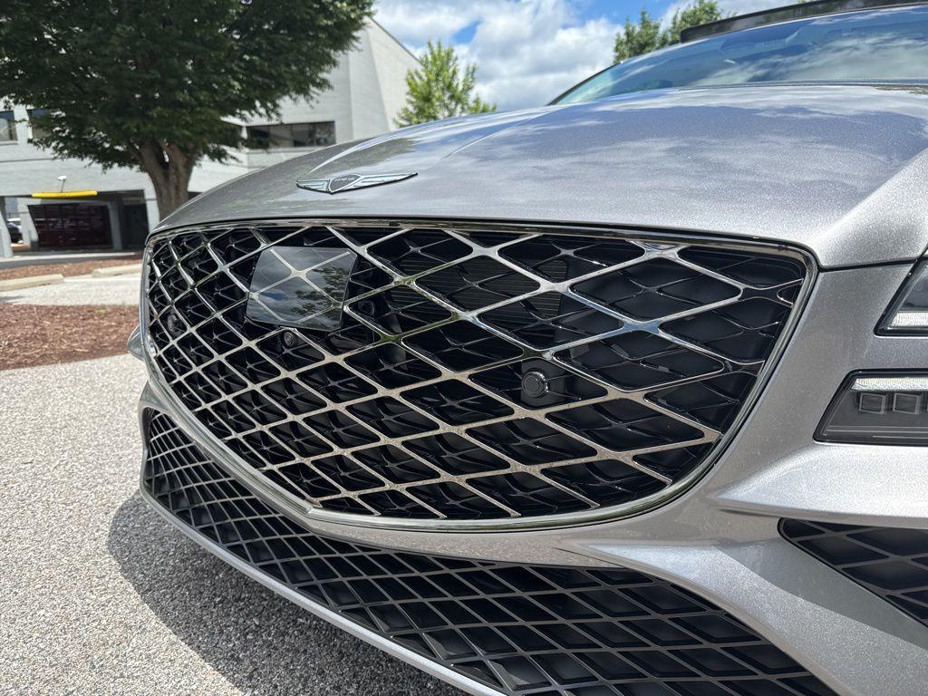new 2025 Genesis G80 car, priced at $79,730