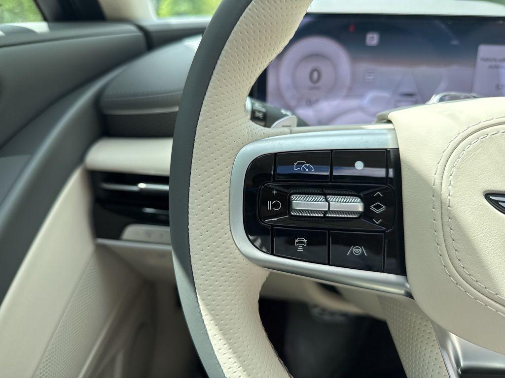 new 2025 Genesis G80 car, priced at $79,730