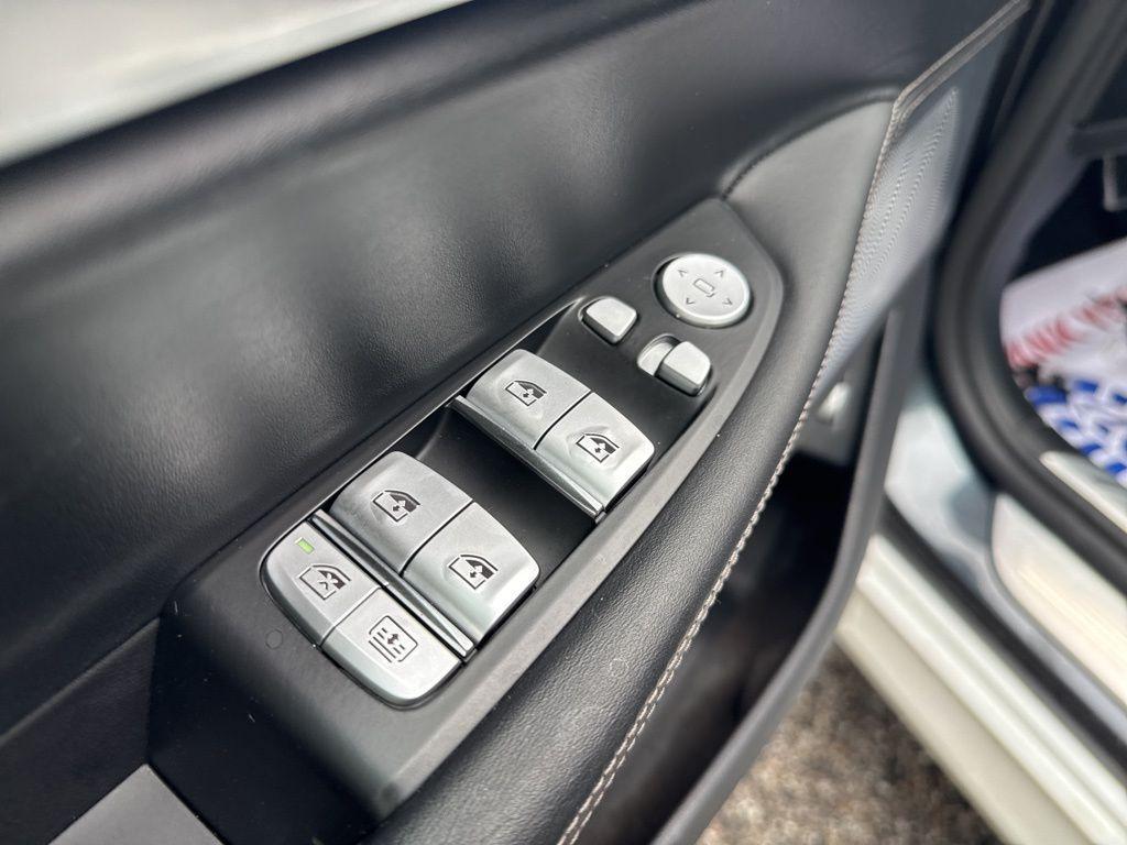 used 2019 BMW 740 car, priced at $25,223
