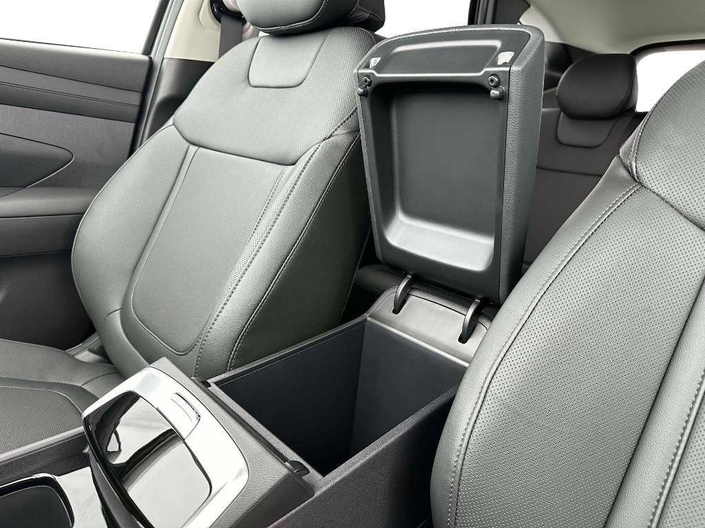 new 2025 Hyundai Tucson car, priced at $34,945