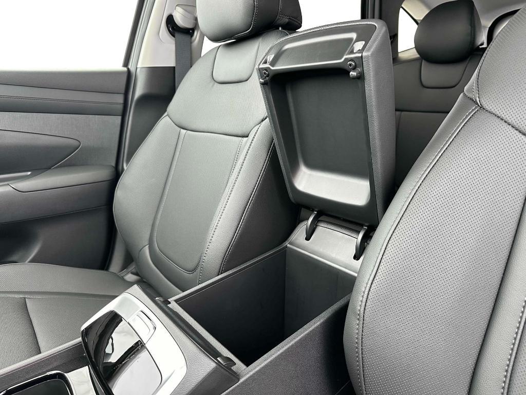 new 2025 Hyundai Tucson car, priced at $34,945