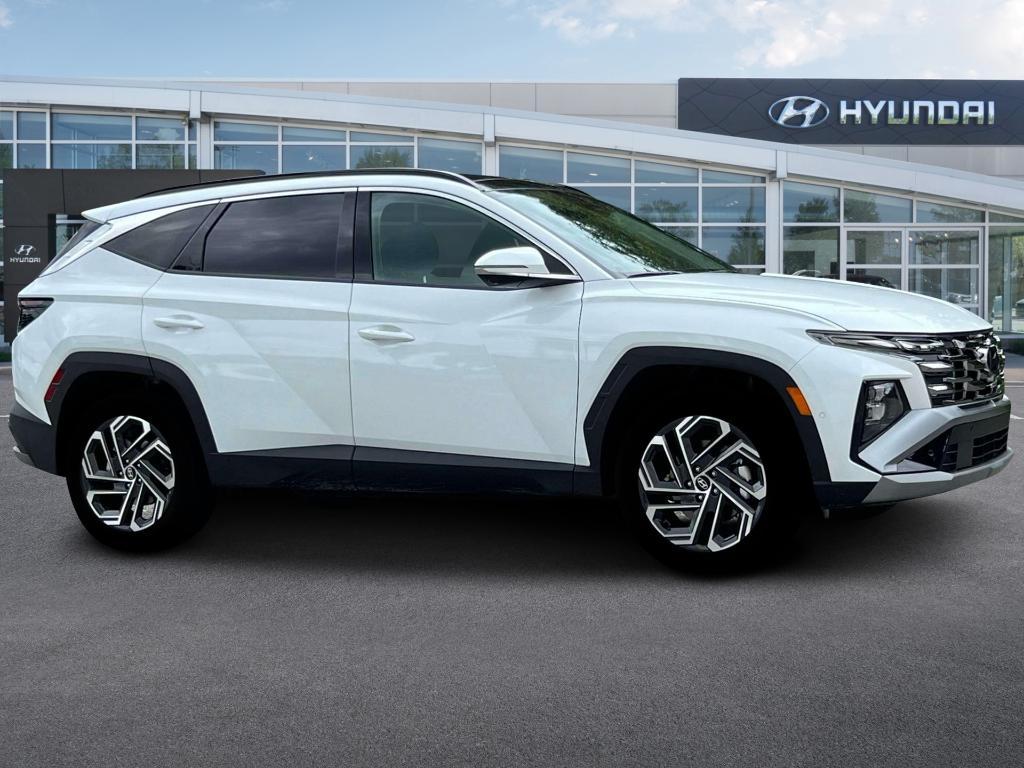 new 2025 Hyundai TUCSON Hybrid car, priced at $41,747