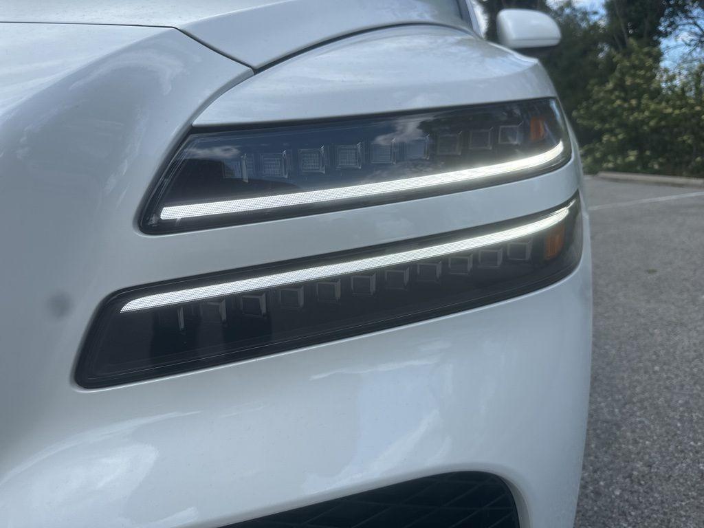 new 2025 Genesis GV80 car, priced at $82,714