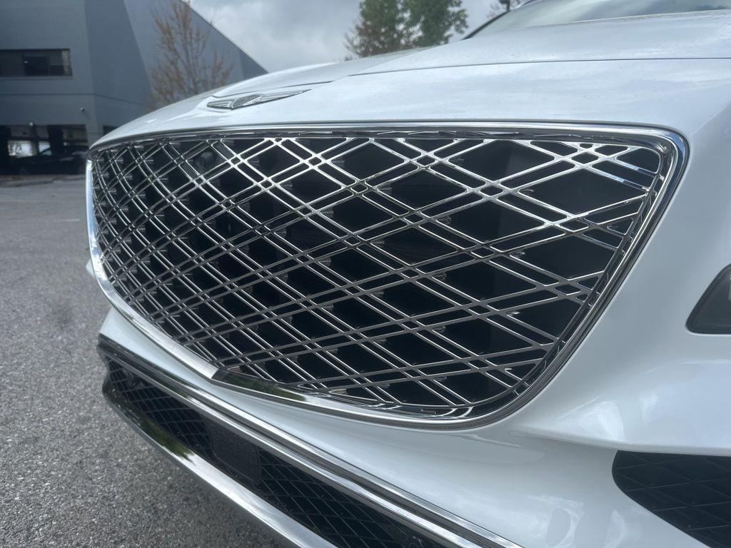 new 2025 Genesis GV80 car, priced at $82,714
