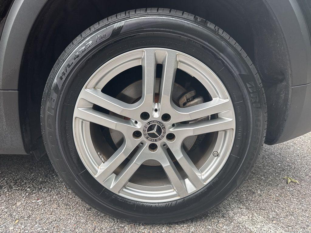used 2020 Mercedes-Benz GLB 250 car, priced at $20,748