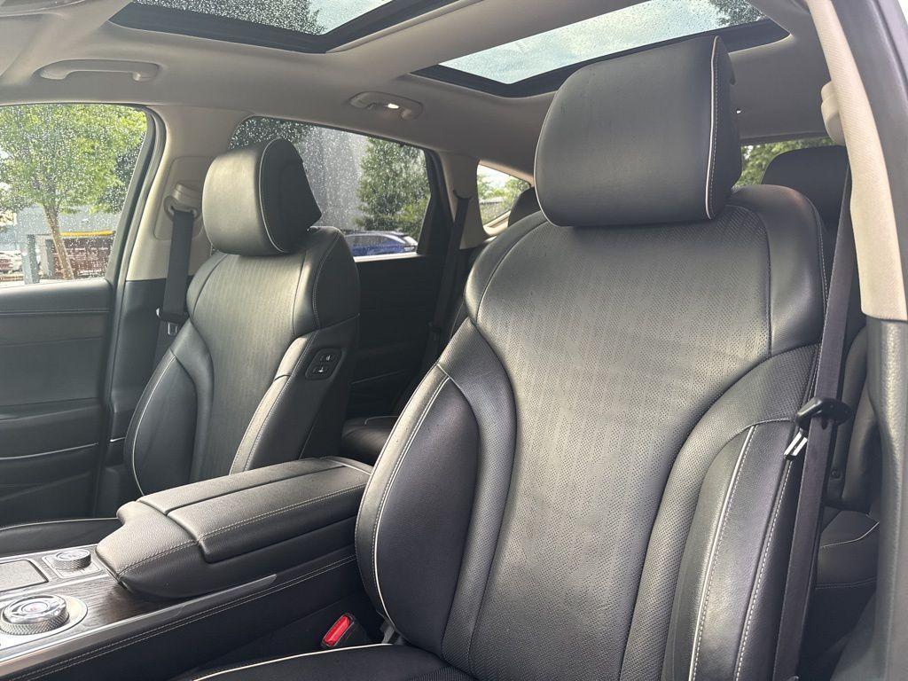 used 2021 Genesis GV80 car, priced at $37,625