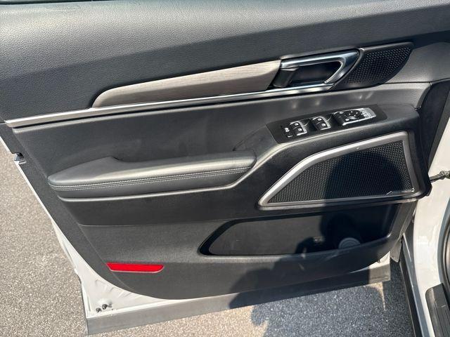 used 2024 Kia Telluride car, priced at $37,421