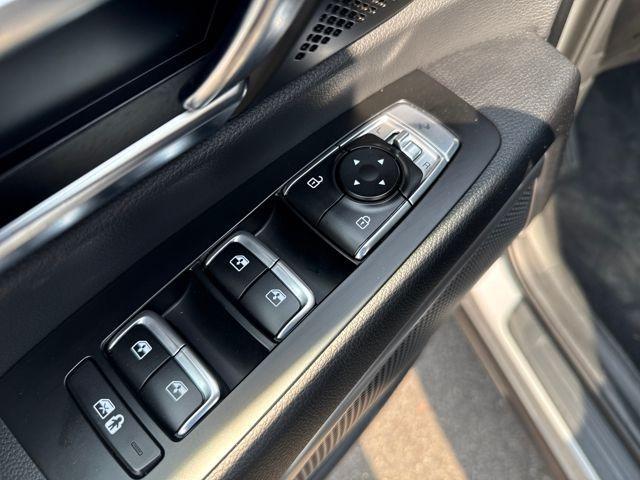 used 2024 Kia Telluride car, priced at $37,421