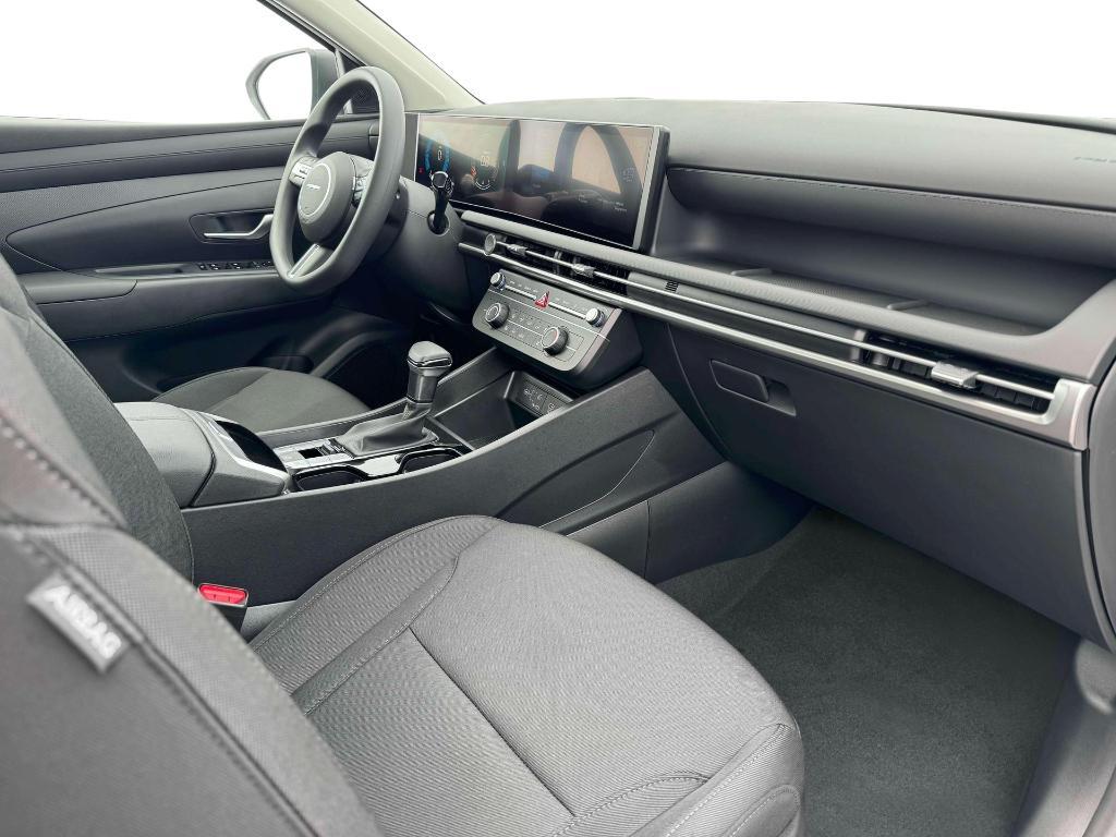 new 2025 Hyundai Tucson car, priced at $27,961