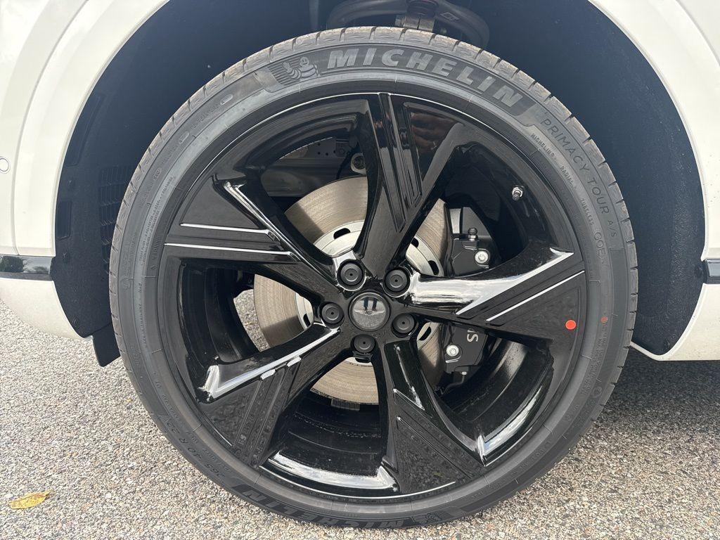 new 2026 Genesis GV80 car, priced at $85,725