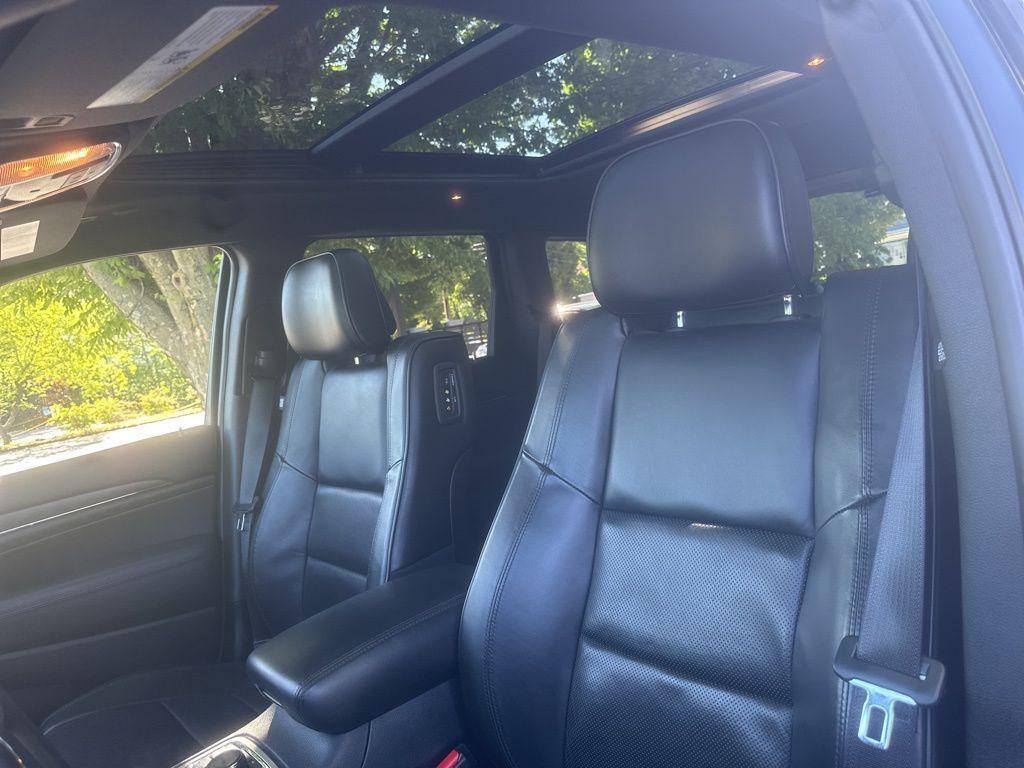 used 2018 Jeep Grand Cherokee car, priced at $26,885