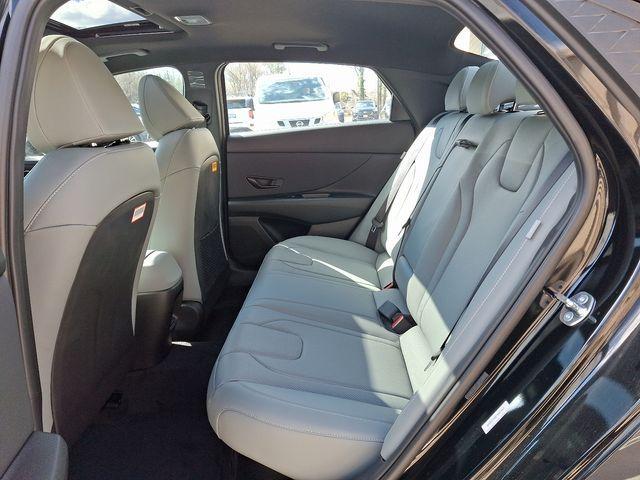 new 2025 Hyundai ELANTRA HEV car, priced at $28,152