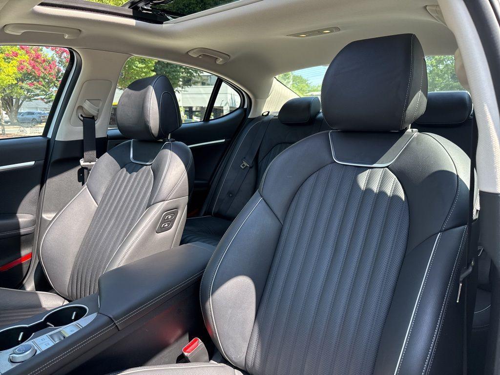 used 2022 Genesis G70 car, priced at $29,881