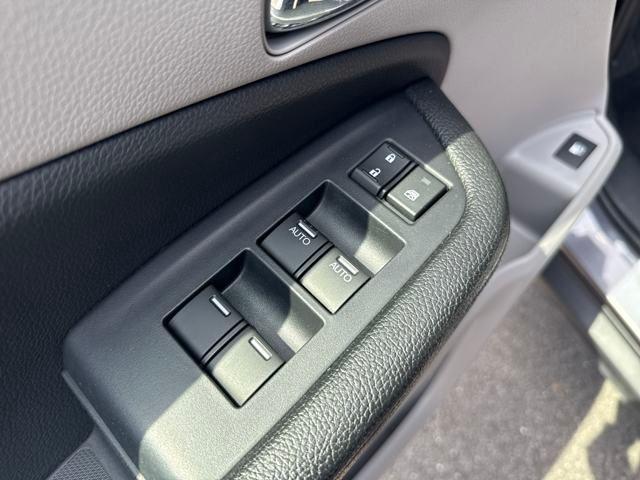 used 2016 Honda Pilot car, priced at $16,294