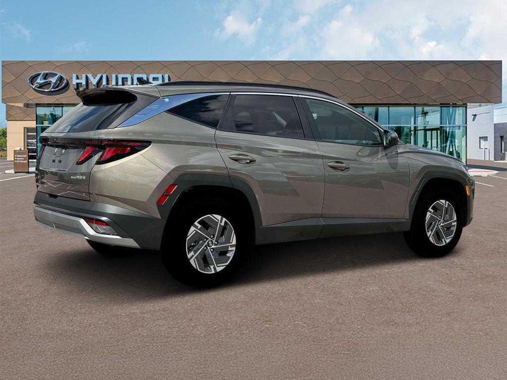 new 2025 Hyundai TUCSON Hybrid car, priced at $33,673