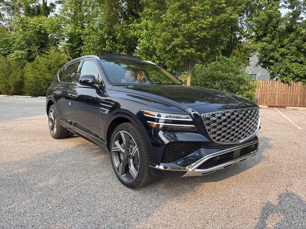 new 2025 Genesis GV80 car, priced at $72,309