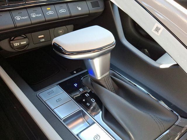 new 2025 Hyundai Elantra car, priced at $26,472