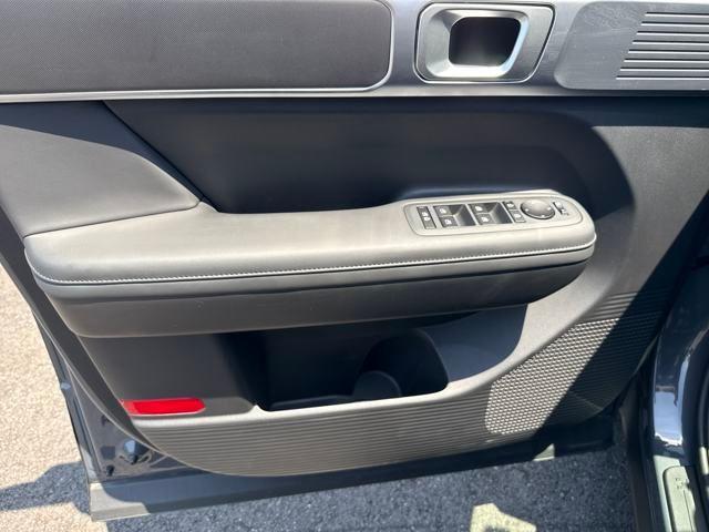 used 2025 Hyundai Santa Fe car, priced at $33,999