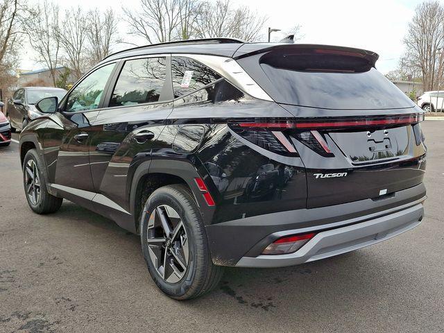 new 2025 Hyundai TUCSON Hybrid car, priced at $36,190